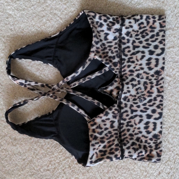 Evolve top - Picture 2 of 7